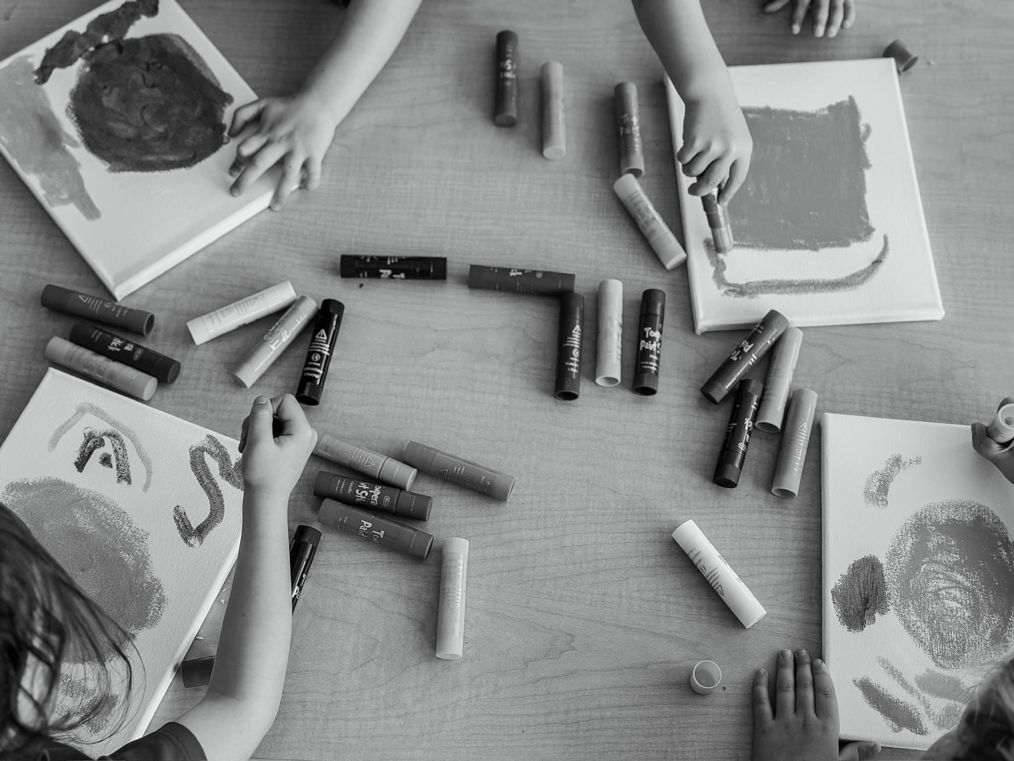 Kat Ruiz Moore facilitating a creative learning session